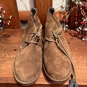 Hushpuppies! NWOT perfect condition !